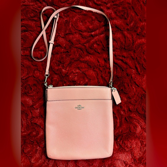 Like New Coach Pink Crossbody Bag - Picture 2 of 10